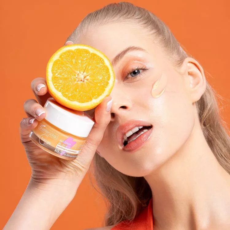 zwiotczała skóra szyi