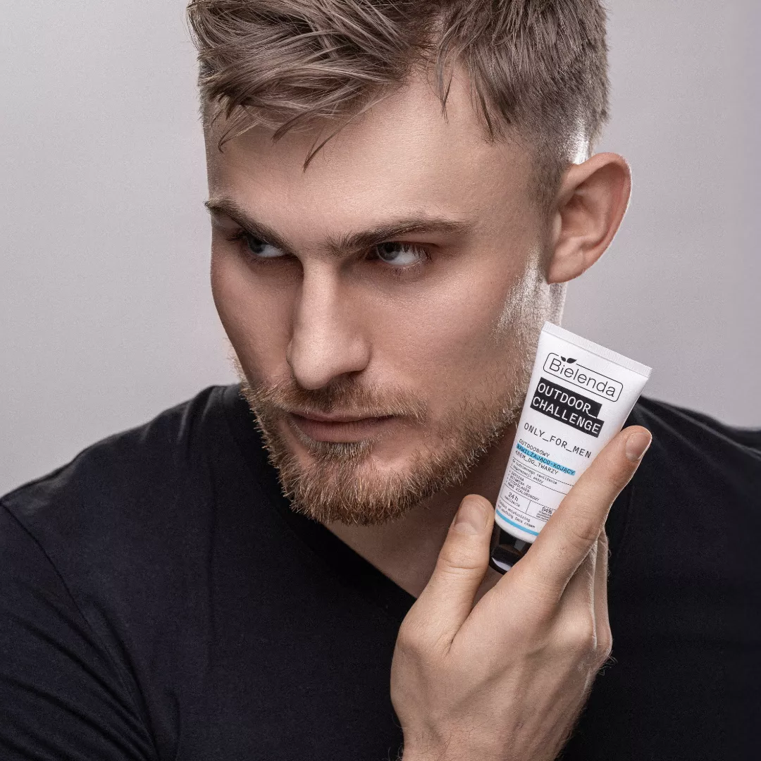 Peelingujący żel oczyszczający do twarzy 2 w 1, 150 g Peelingujący żel oczyszczający do twarzy 2 w 1, 150 g