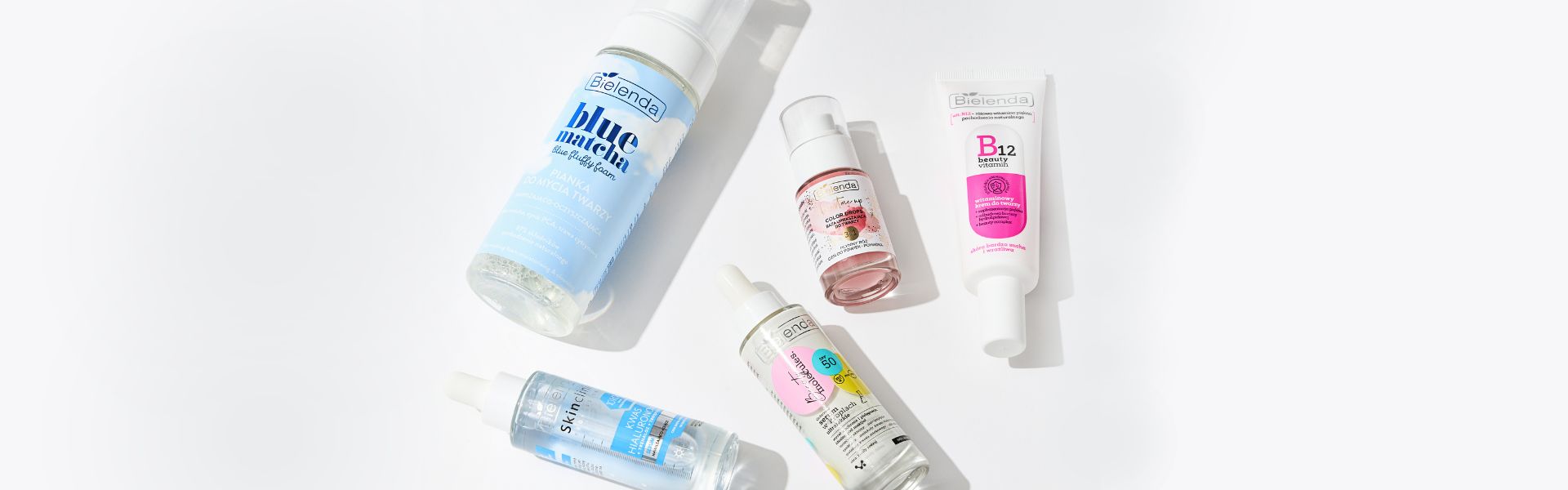 10 absolutnie niezbędnych kosmetyków, które musisz zabrać na wakacje