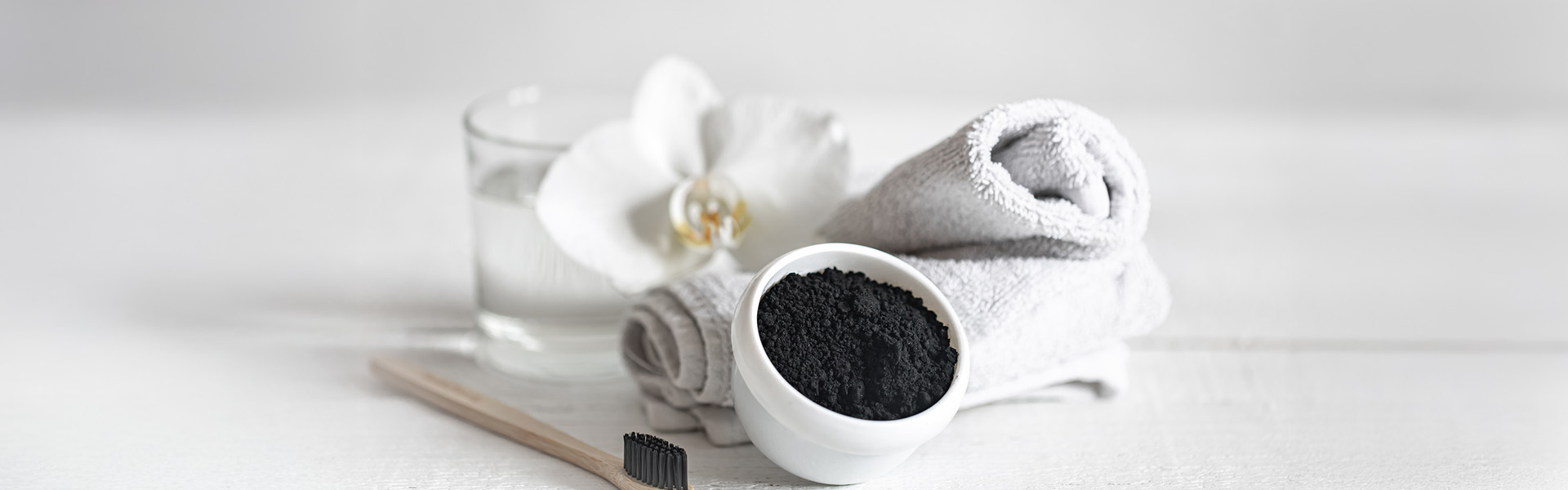 Wyjątkowe właściwości węgla aktywnego - przekonaj się co potrafi!