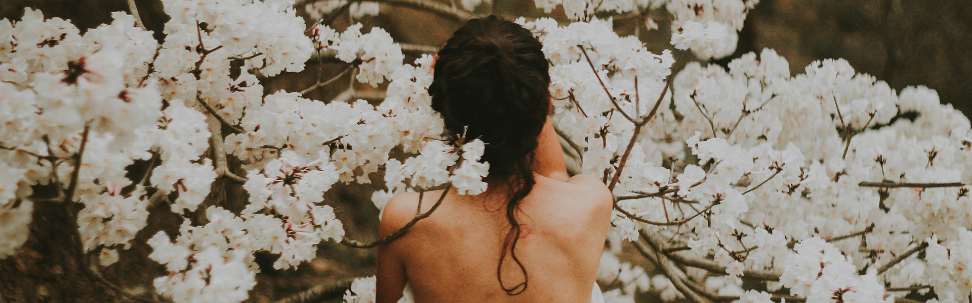 Trądzik na ciele. Jak pozbyć się wyprysków i zadbać o zdrowie skóry?